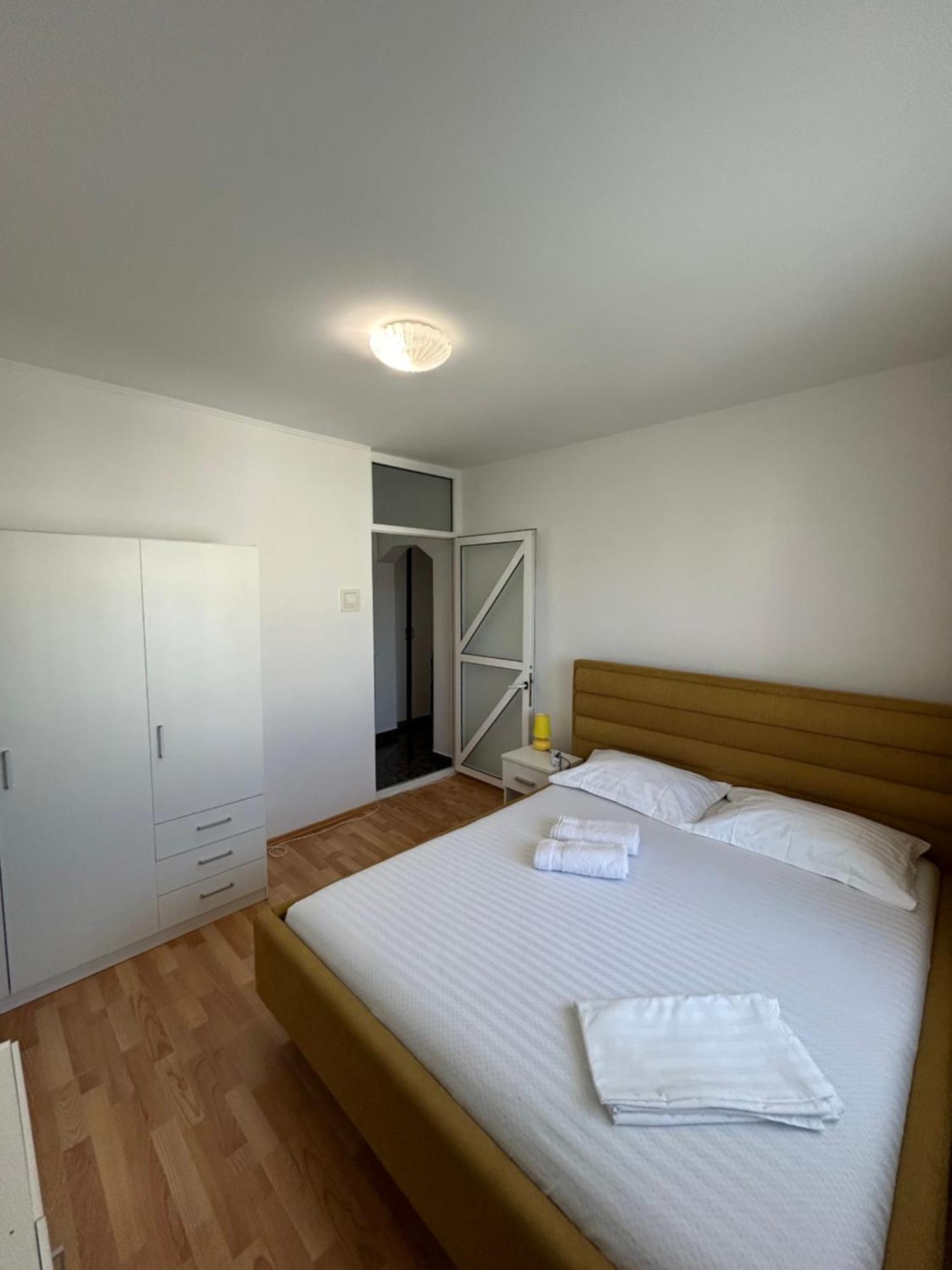 Sj Apartment Тульча Екстер'єр фото